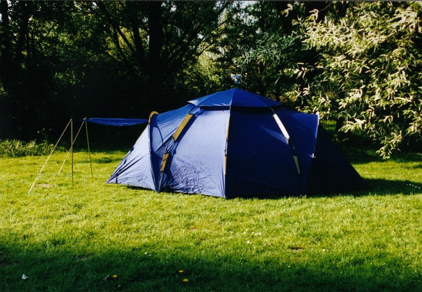 2001 05 tent 5